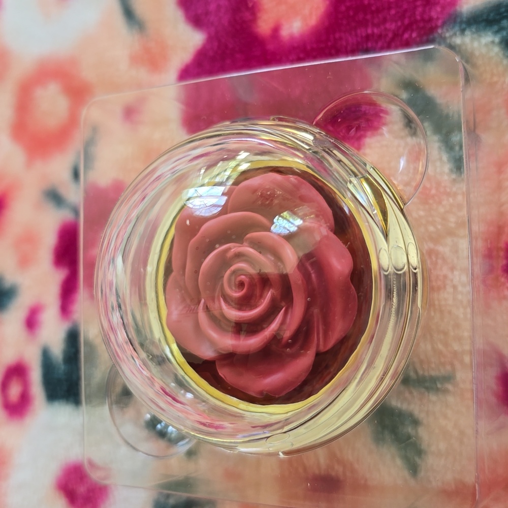 Winky Lux Cheeky Rose Blush